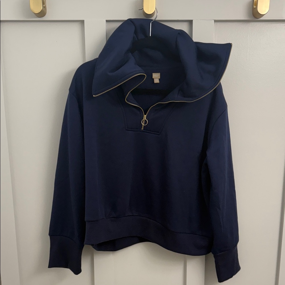 Summer & Rose Charcoal Pullover